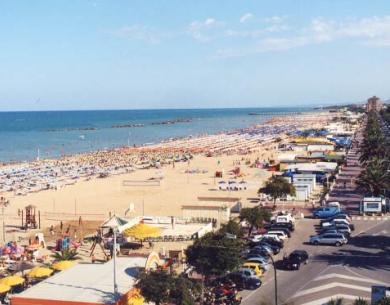 hotelpalmarosa en super-promotion-in-july-at-seaside-hotel-in-roseto-degli-abruzzi-with-beach 015