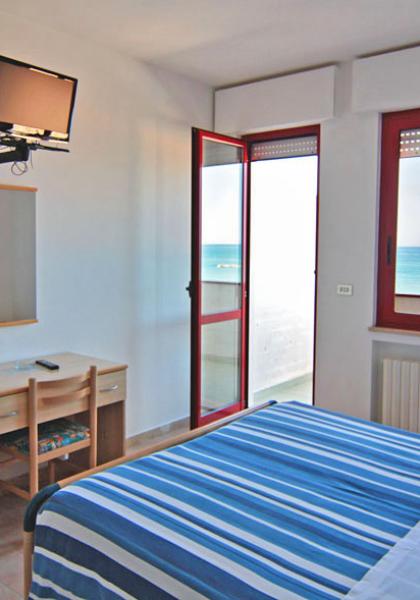 hotelpalmarosa en beachfront-hotel-in-abruzzo 025